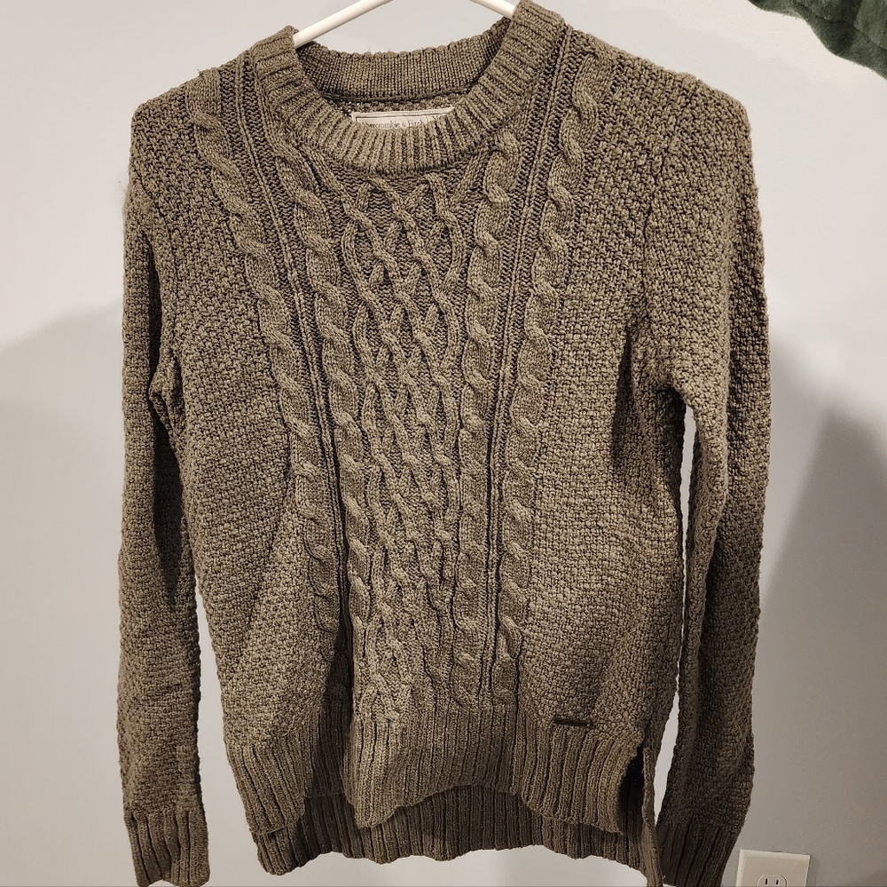 Abercrombie & Fitch Women's Olive Cable Knit Sweater